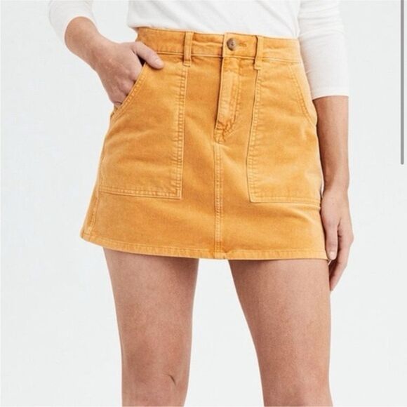 NWT American Eagle Women's Corduroy Hi- Rise A Line Mini Skirt in Yellow Size 0 - Picture 1 of 6